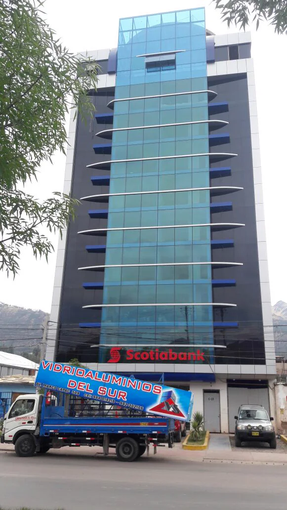 Proyecto de fachada comercial